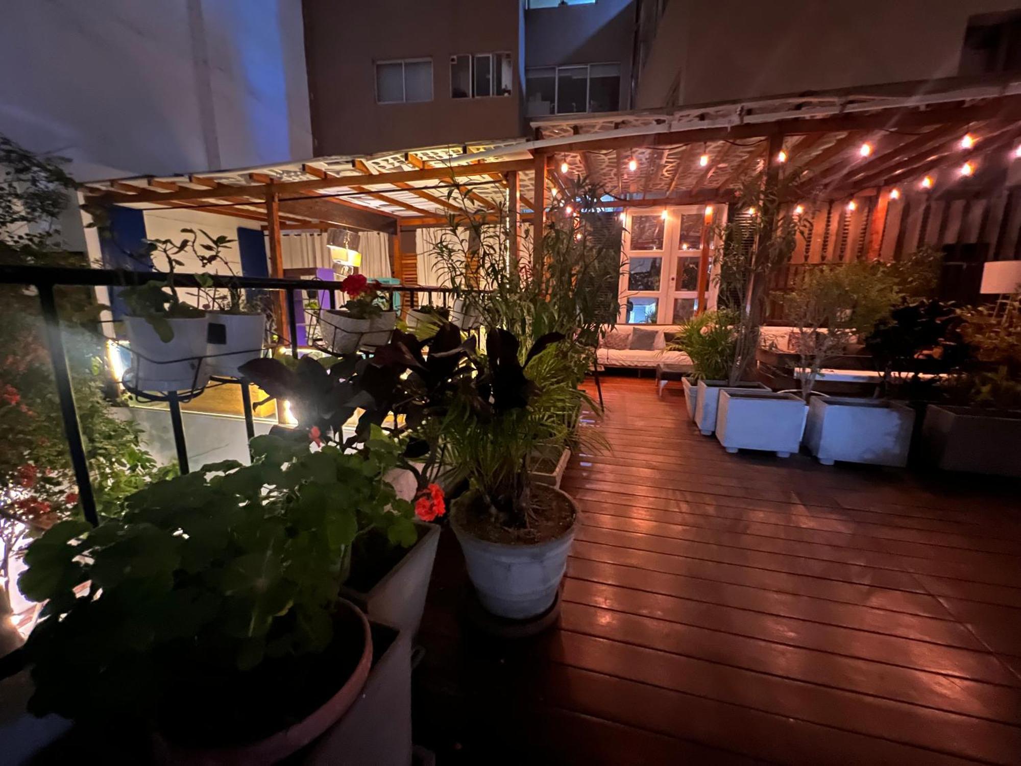 La Casa Del Viajero Bed & Breakfast Lima Exterior photo