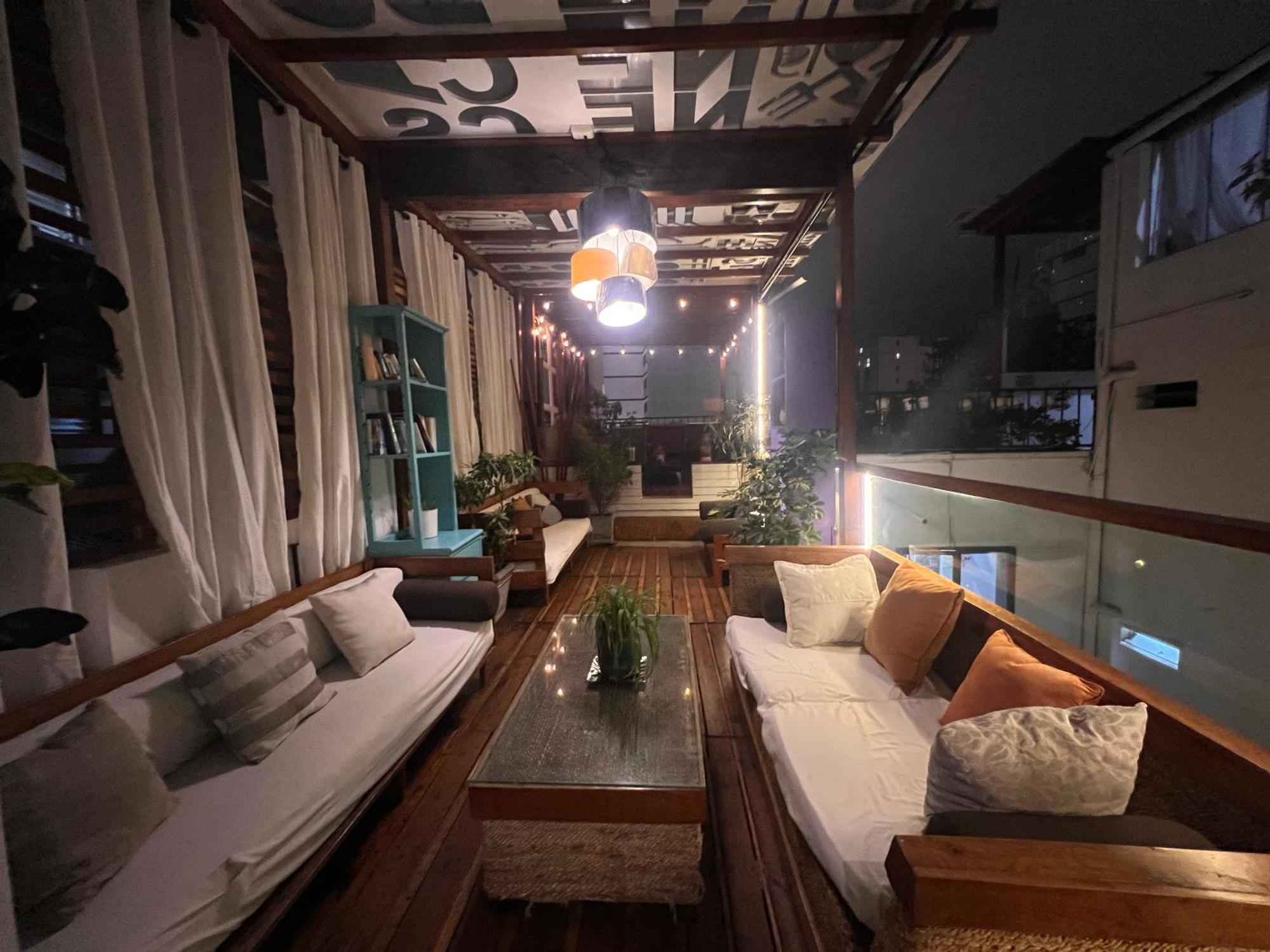 La Casa Del Viajero Bed & Breakfast Lima Exterior photo